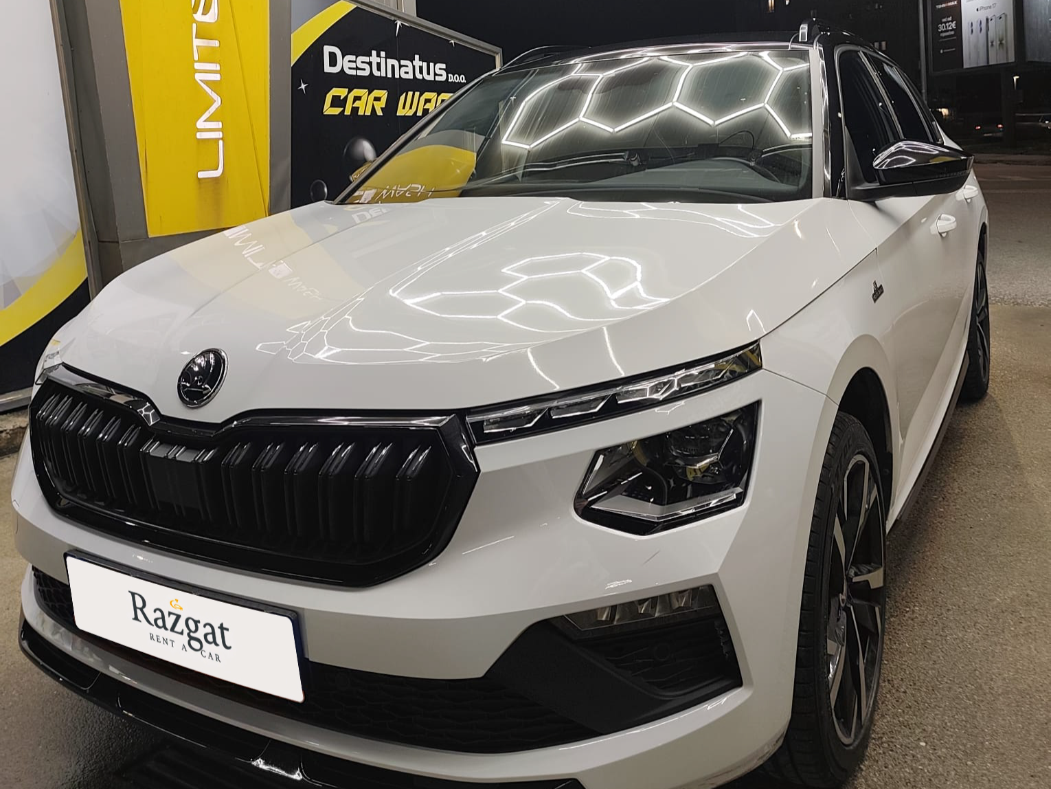 Skoda Kamıq MonteCarlo — 1/2