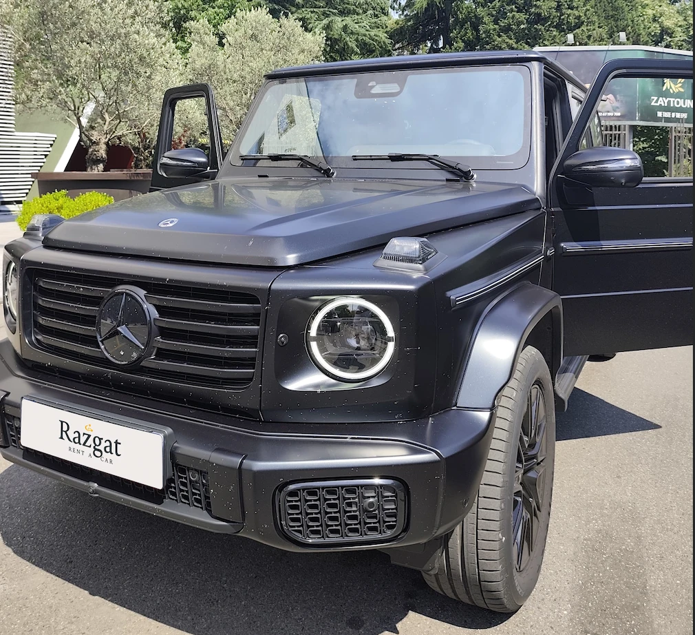 Mercedes G — 1/2