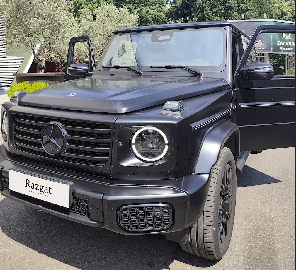 Mercedes G — 1/2
