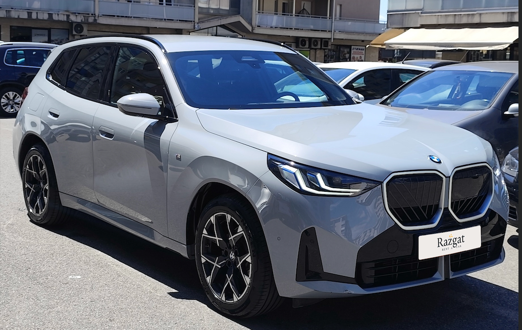 BMW X3 — 1/2