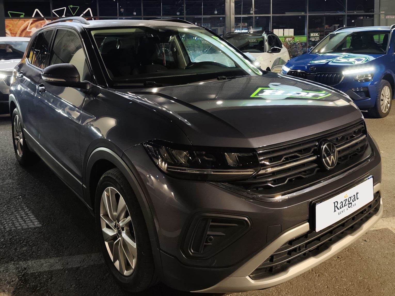 Volkswagen T-Cross — 1/2