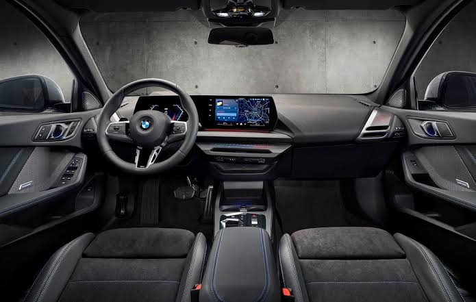 BMW 120 — 2/5