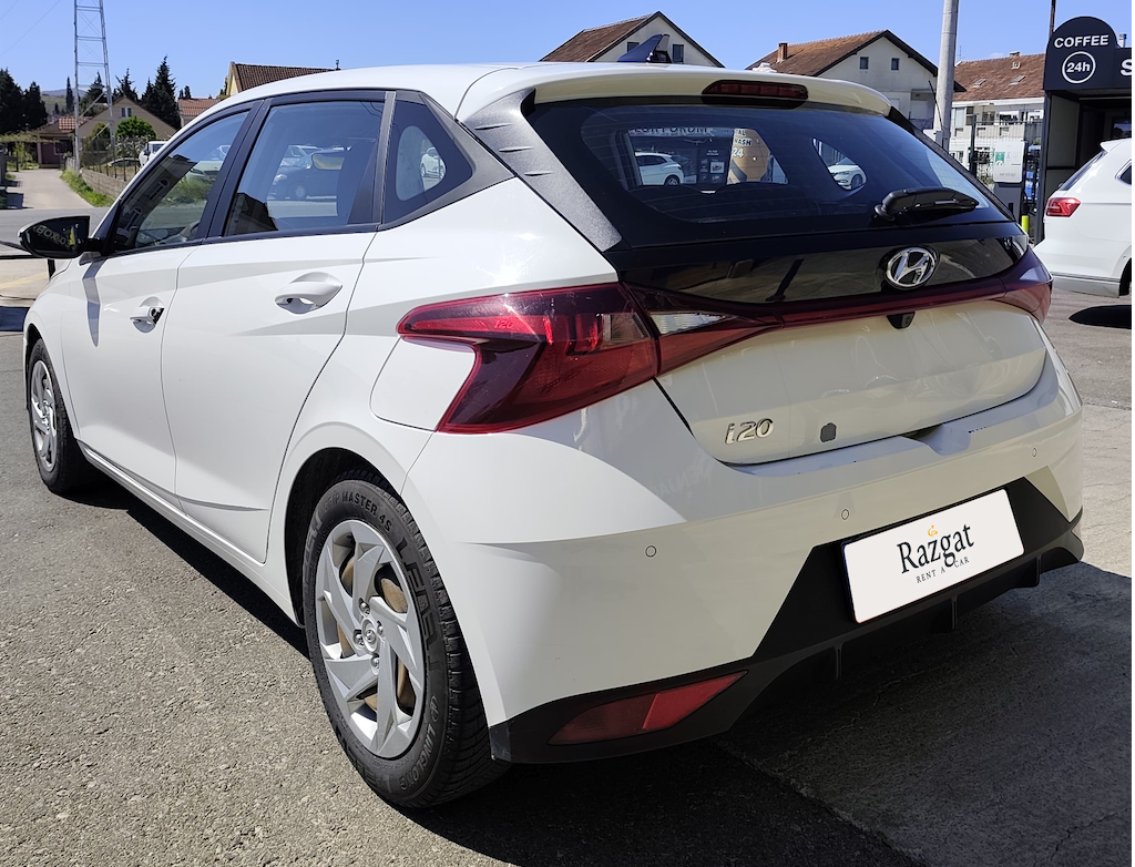 Hyundai İ20 — 2/2