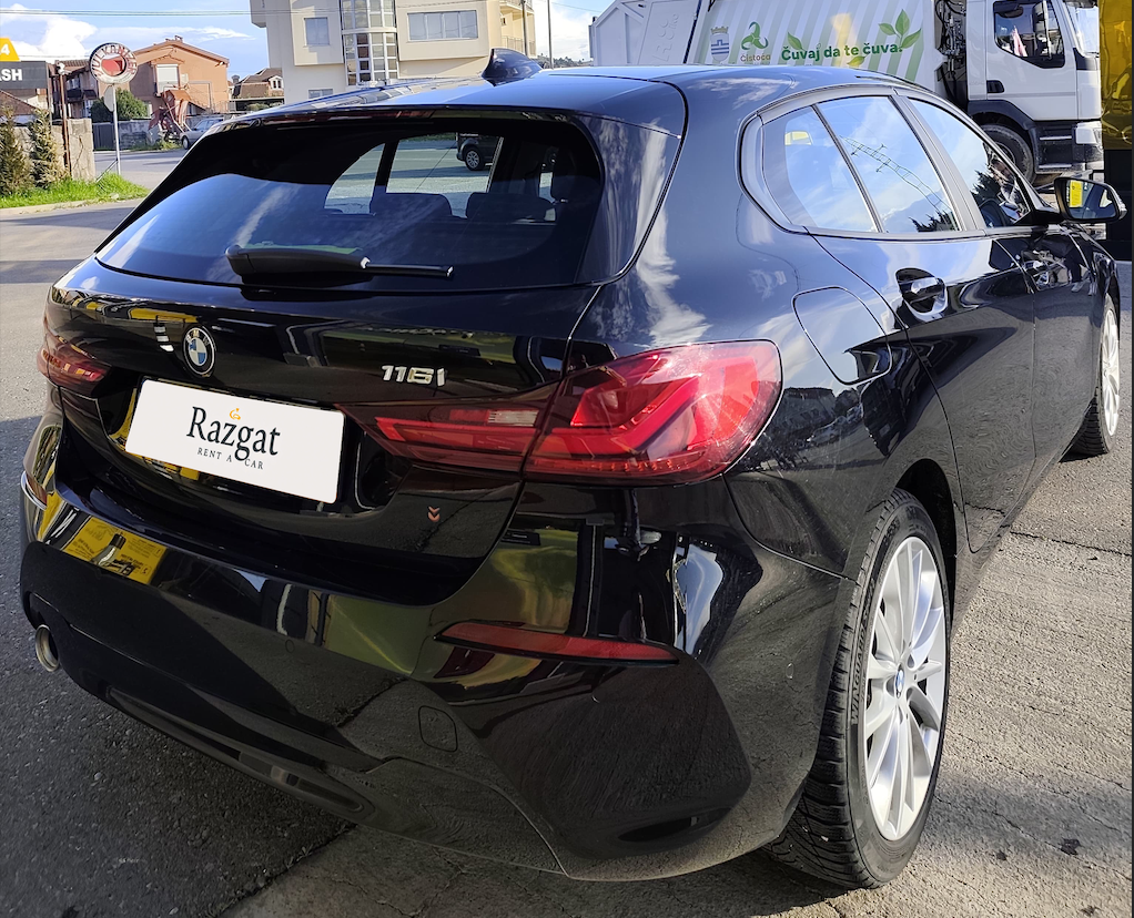 BMW 116 — 2/2